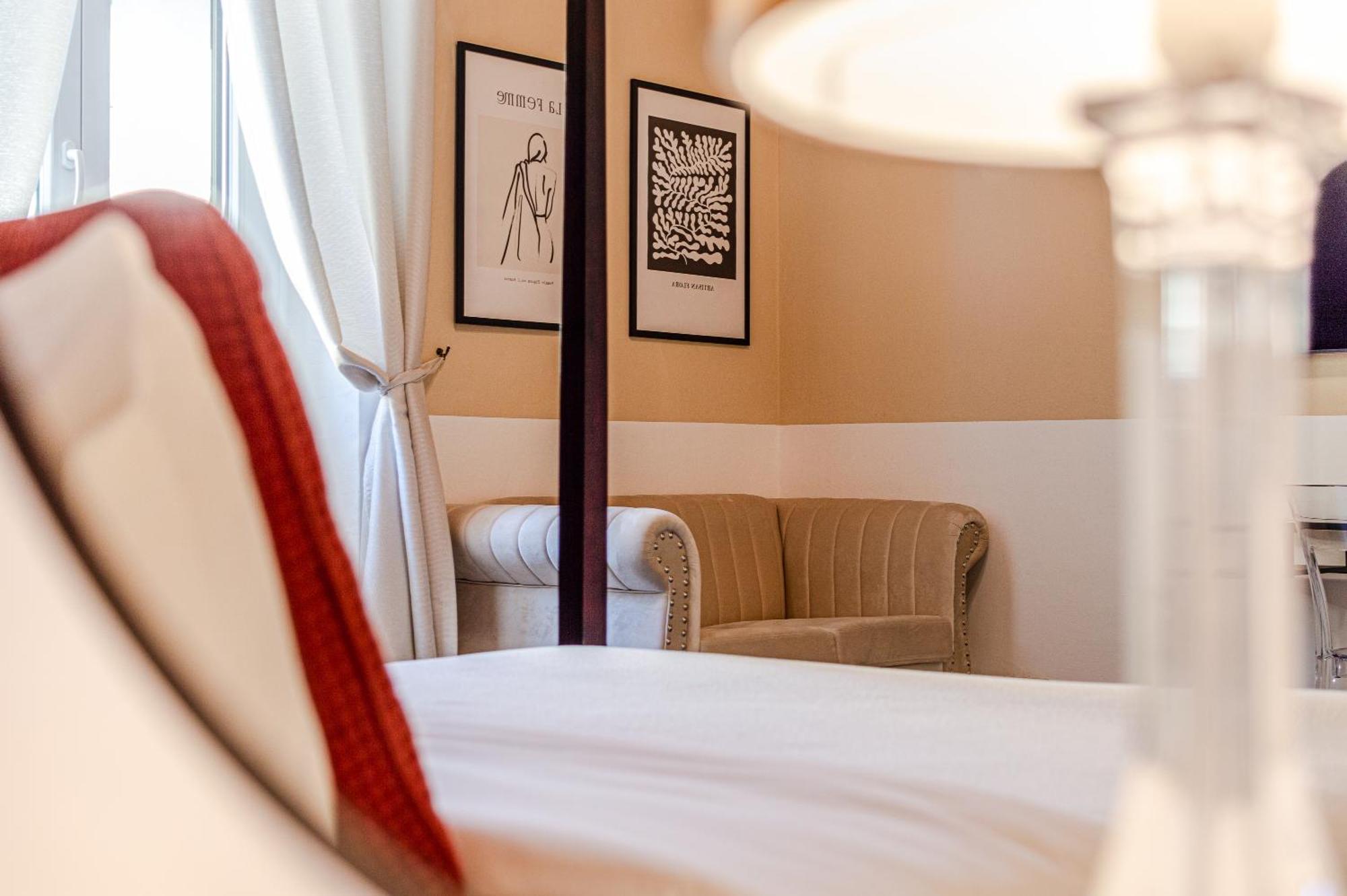 Dany House Bed & Breakfast ฟลอเรนซ์ ภายนอก รูปภาพ